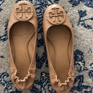 Tory Burch Reva Flats in Nude